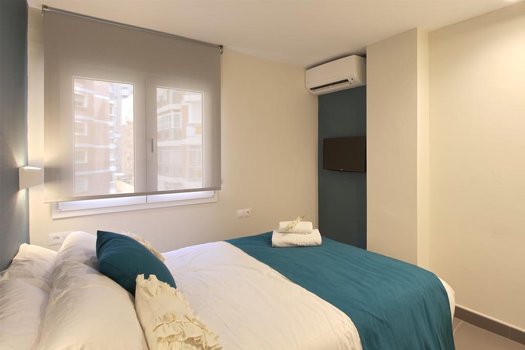 Apartamentos Malagueta Urban Beach Malaga Exterior photo