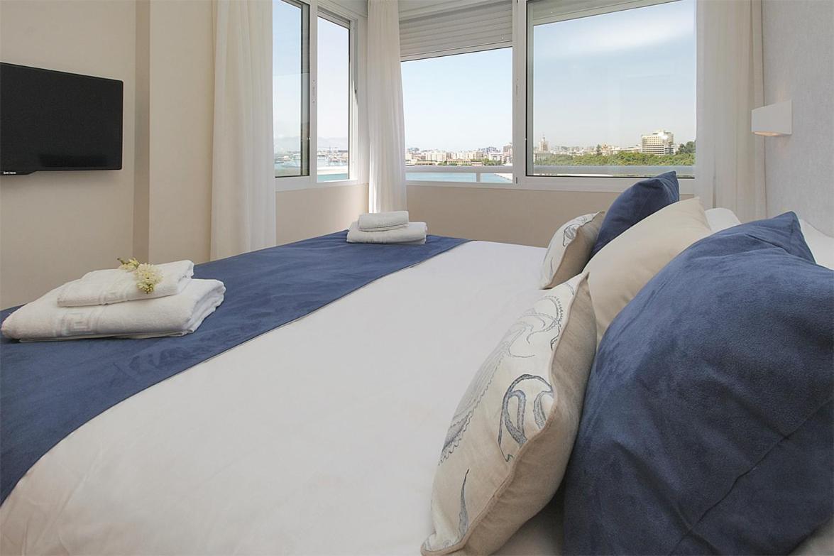 Apartamentos Malagueta Urban Beach Malaga Room photo