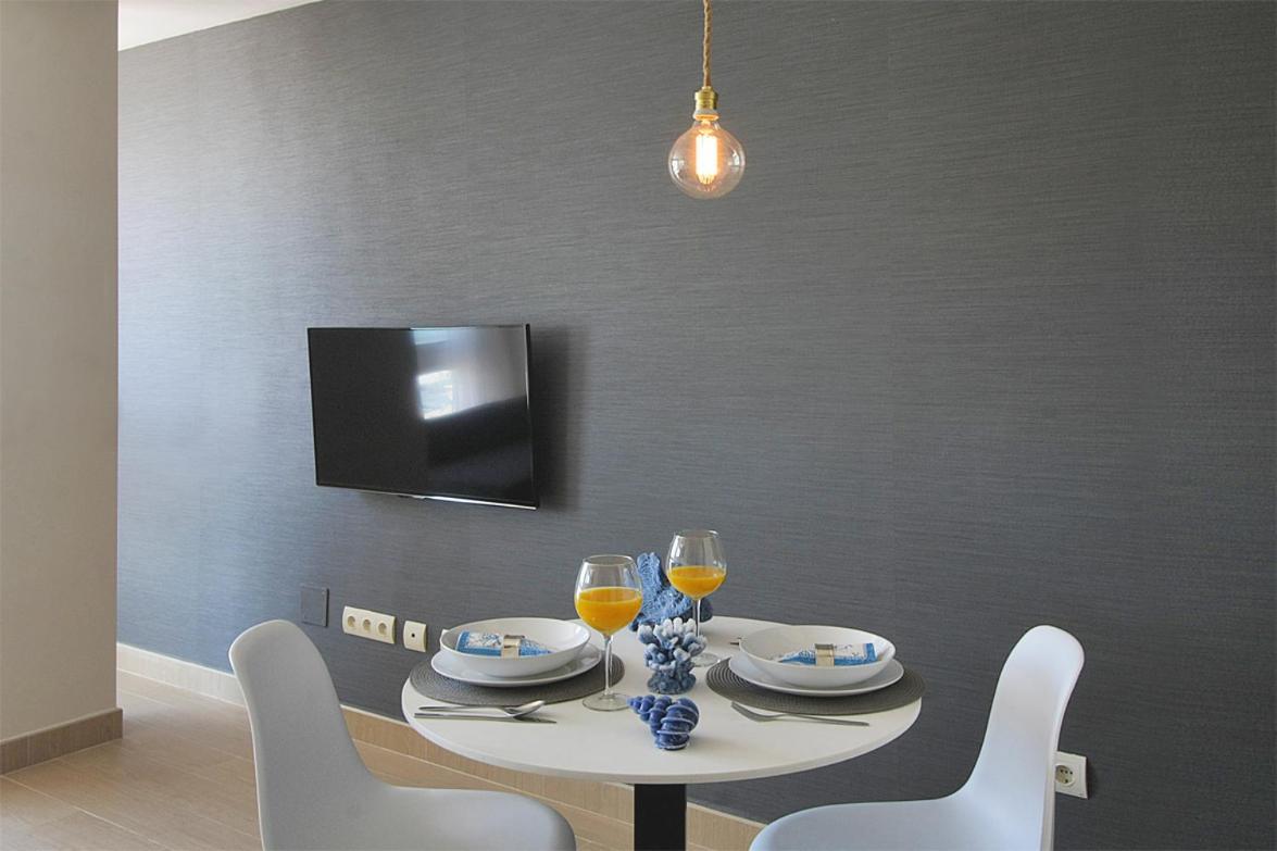 Apartamentos Malagueta Urban Beach Malaga Room photo
